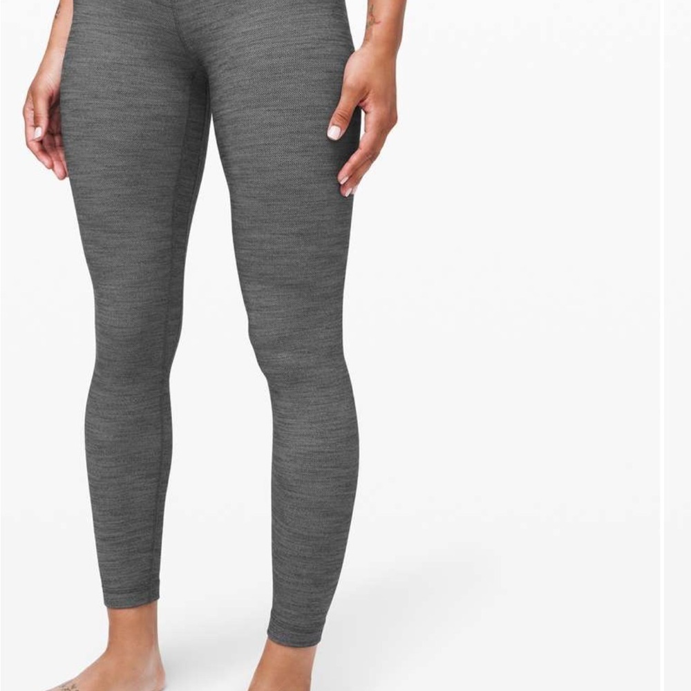 Lululemon Align Pant II 25"
Mini Heathered Herringbone Heathered NWOT SIZE 2 - Picture 4 of 9